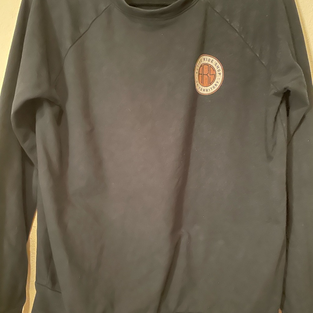 Sweatshirt by Active Ride Shop Small - Picture 5 of 5